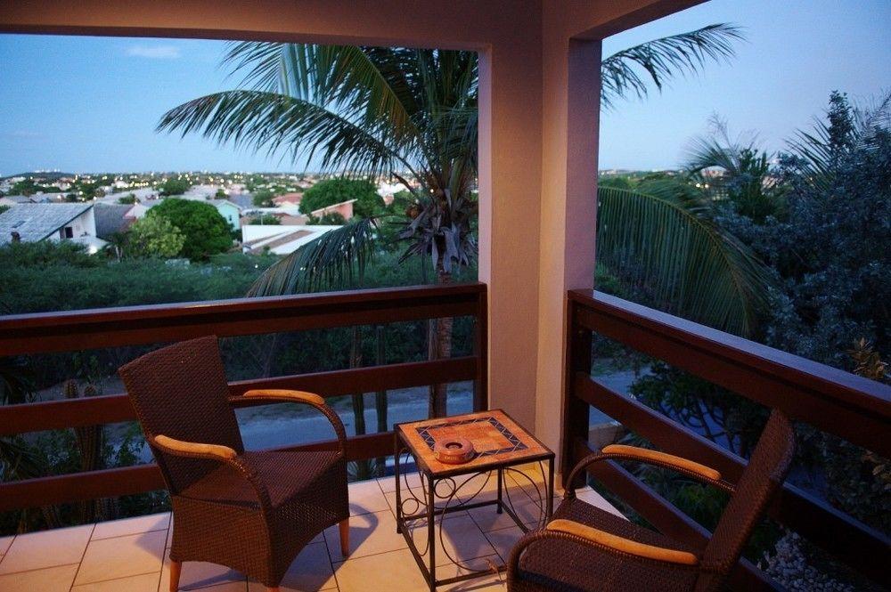 Bantopa Apartments Willemstad Ngoại thất bức ảnh